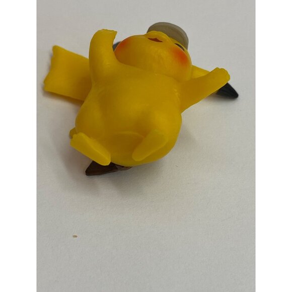 Detective Pikachu Figurine 2019 WCT Pokémon Merch Collectible Yellow Plastic Toy - Picture 5 of 6